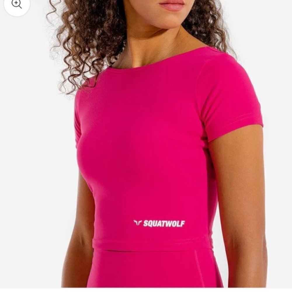 Squatwolf WARRIOR CROP TEE - HALF SLEEVES - MAGENTA size small